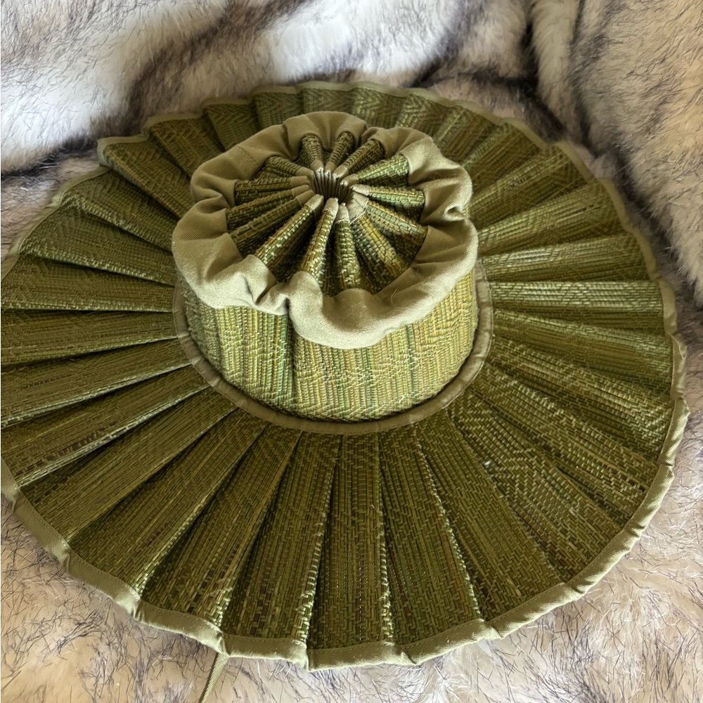 Lorna Murray hat size medium